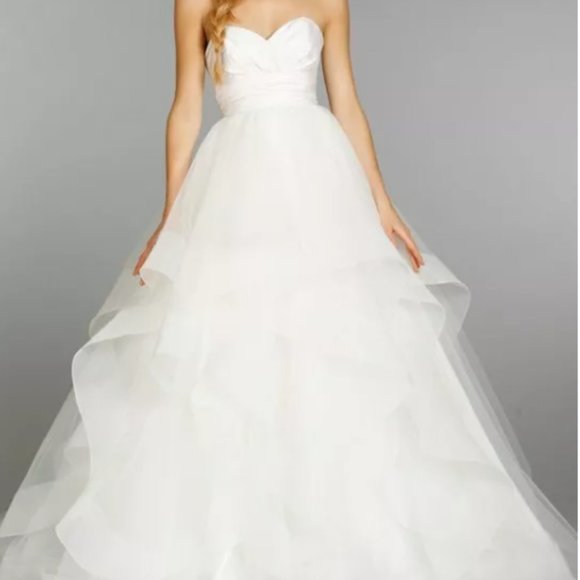 Hayley Paige Londyn Wedding Gown - Picture 1 of 4